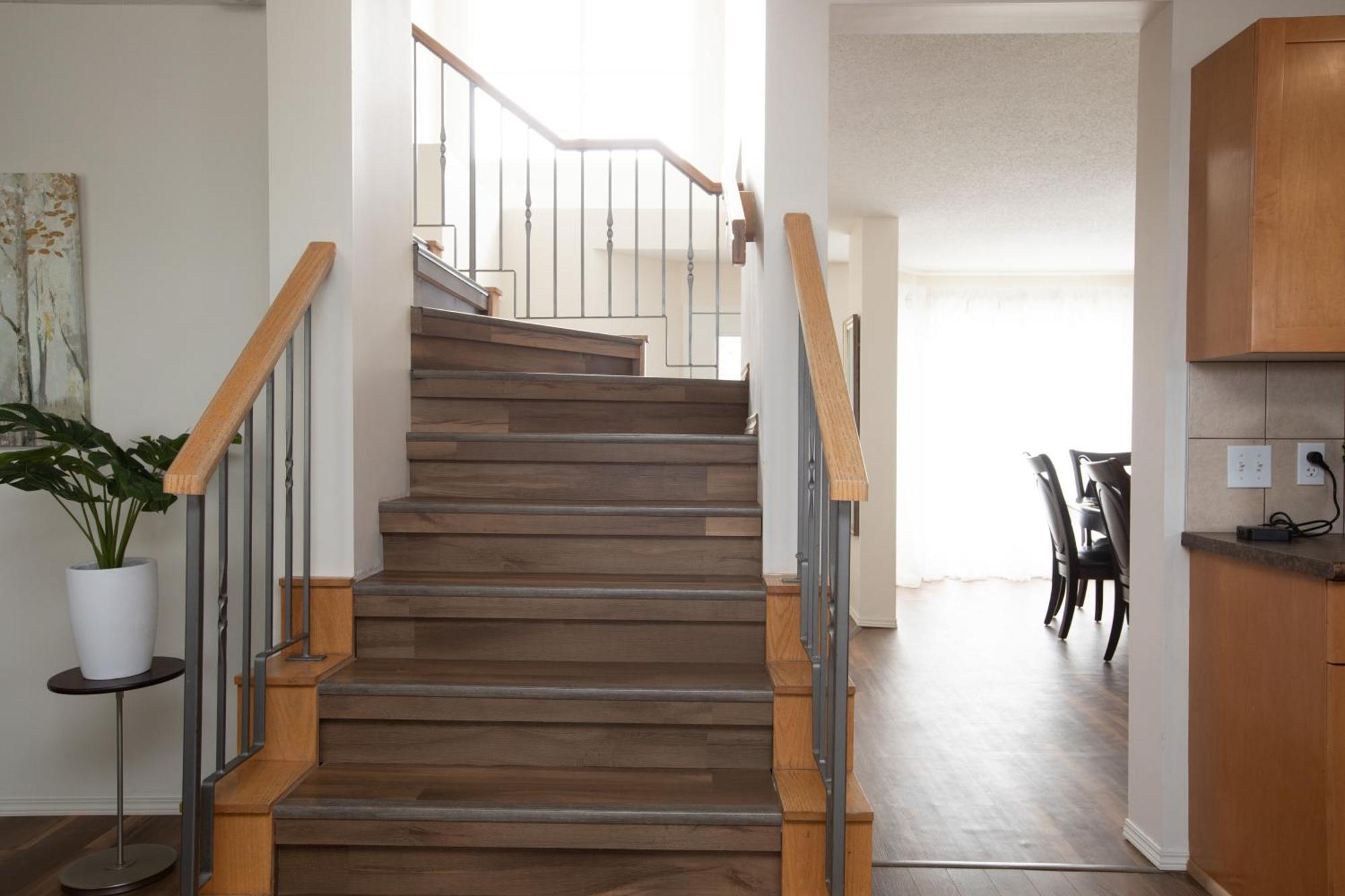 Elegant 6 Bedroom House Near U Of Manitoba Виннипег Экстерьер фото